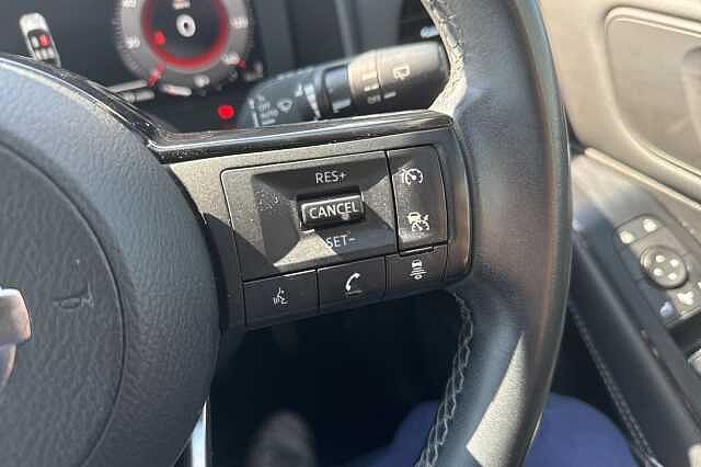Nissan Qashqai 1.3 DiG-T MH N-Connecta 5dr
