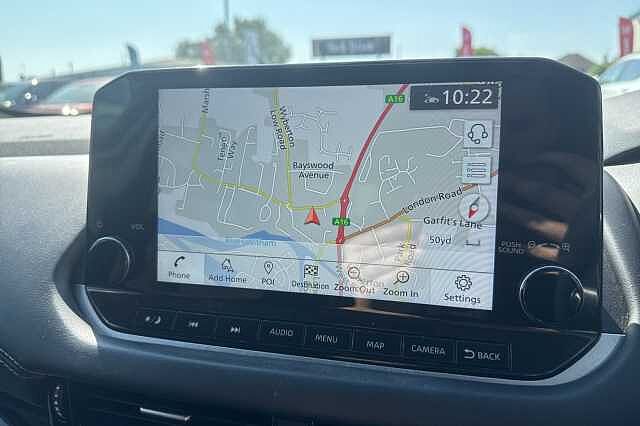 Nissan Qashqai 1.3 DiG-T MH N-Connecta 5dr