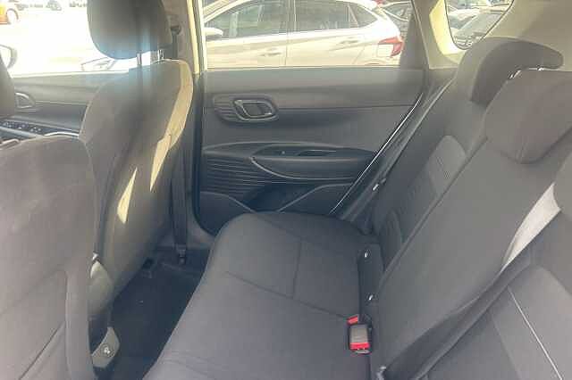 Hyundai BAYON 1.0 TGDi Premium 5dr White