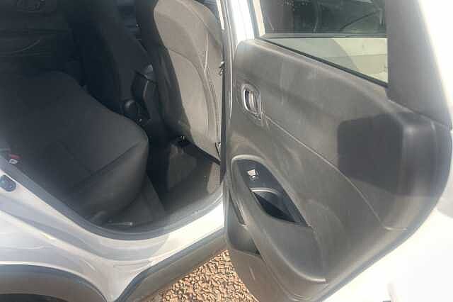 Hyundai BAYON 1.0 TGDi Premium 5dr White