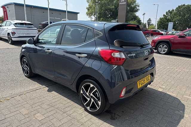 Hyundai i10 1.0 [63] Premium 5dr Auto [Nav]