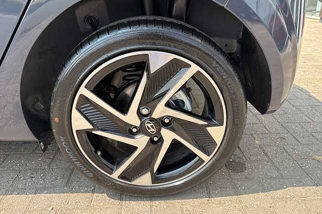 Hyundai i10 1.0 [63] Premium 5dr Auto [Nav]