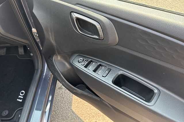 Hyundai i10 1.0 [63] Premium 5dr Auto [Nav]
