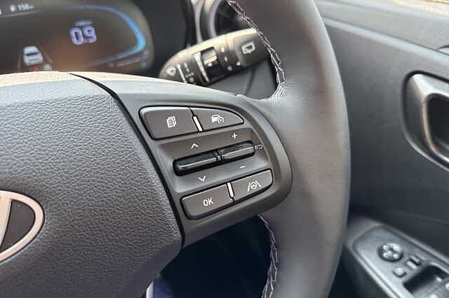 Hyundai i10 1.0 [63] Premium 5dr Auto [Nav]
