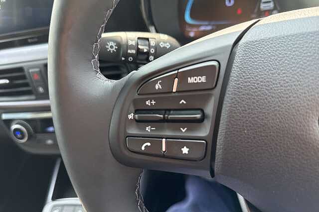 Hyundai i10 1.0 [63] Premium 5dr Auto [Nav]