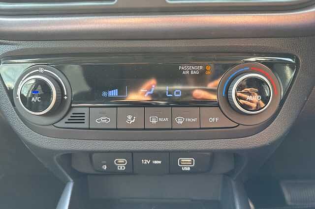 Hyundai i10 1.0 [63] Premium 5dr Auto [Nav]