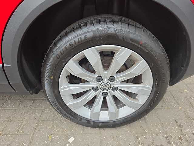Volkswagen T-roc 1.0 TSI SE 5dr