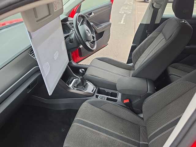 Volkswagen T-roc 1.0 TSI SE 5dr