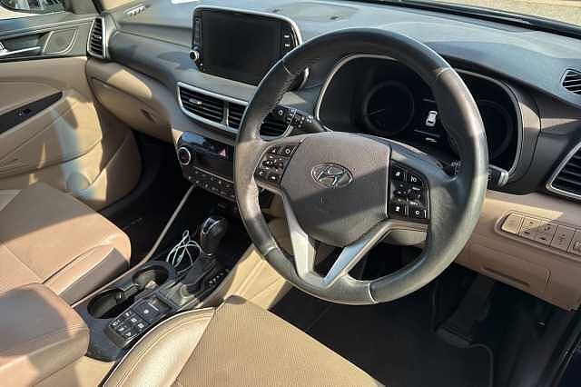 Hyundai TUCSON 2.0 CRDi 48V MHD Premium SE 5dr 4WD DCT