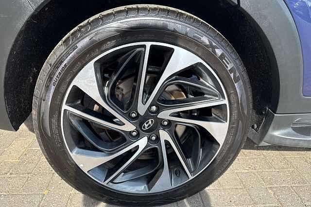 Hyundai TUCSON 2.0 CRDi 48V MHD Premium SE 5dr 4WD DCT