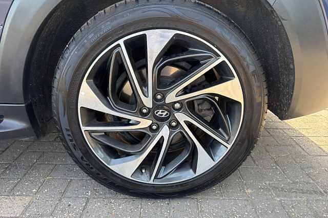 Hyundai TUCSON 2.0 CRDi 48V MHD Premium SE 5dr 4WD DCT