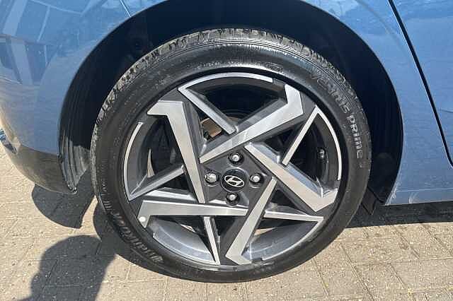 Hyundai i20 1.0T GDi Premium 5dr DCT