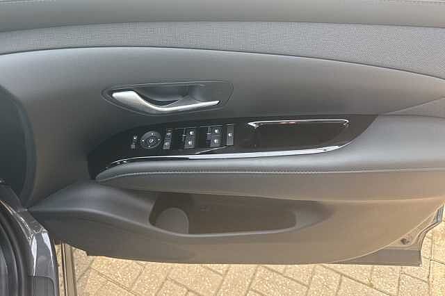 Hyundai TUCSON 1.6T Advance 5dr