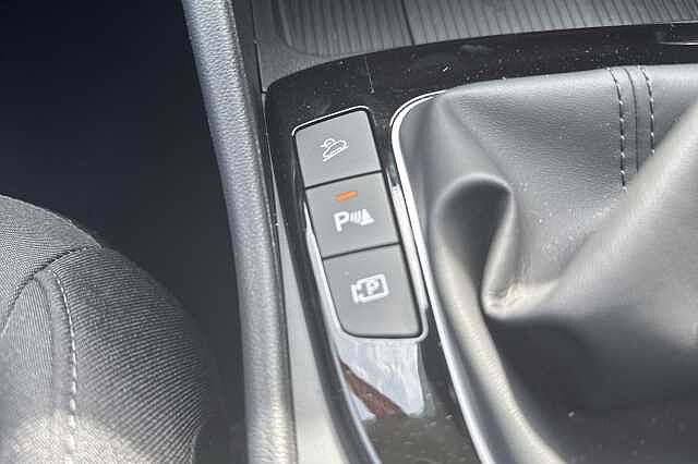Hyundai TUCSON 1.6T Advance 5dr
