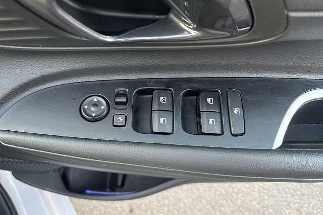 Hyundai i20 1.0T GDi Premium 5dr DCT