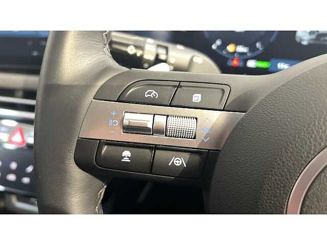Hyundai TUCSON TUCSON 1.6T Hybrid Ultimate 5dr Auto SILVER