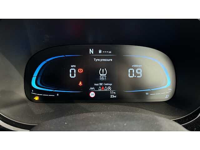 Hyundai i10 i10 5Dr HAT 1.0 MPi 63ps Advance NAV AU
