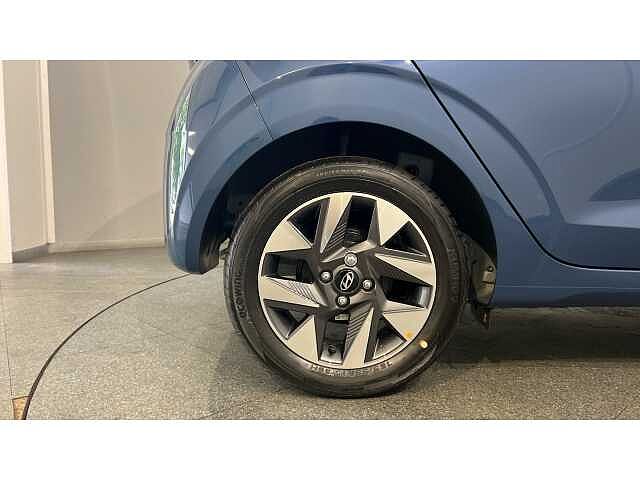 Hyundai I10 i10 5Dr HAT 1.0 MPi 63ps Advance NAV AU Vibrant Blue