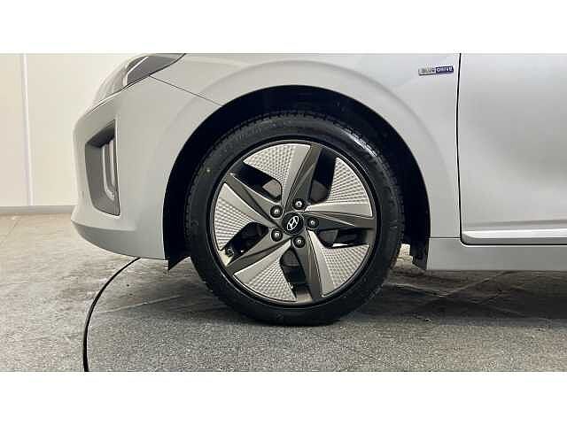 Hyundai IONIQ IONIQ 1.6 GDi Hybrid Premium SE 5dr DCT SILVER