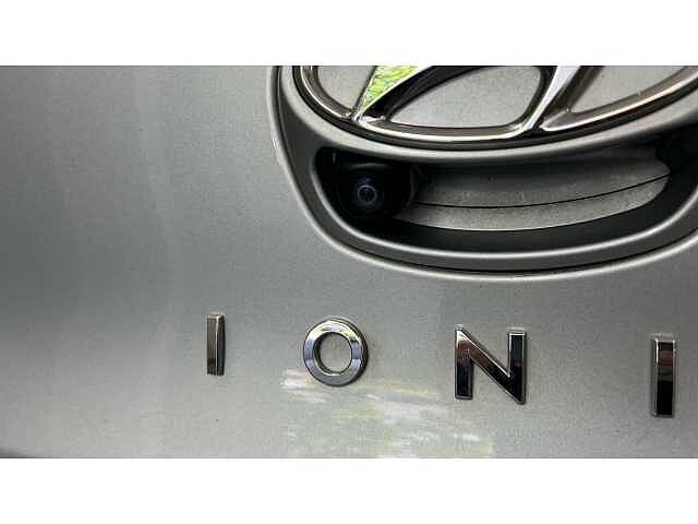 Hyundai IONIQ IONIQ 1.6 GDi Hybrid Premium SE 5dr DCT SILVER