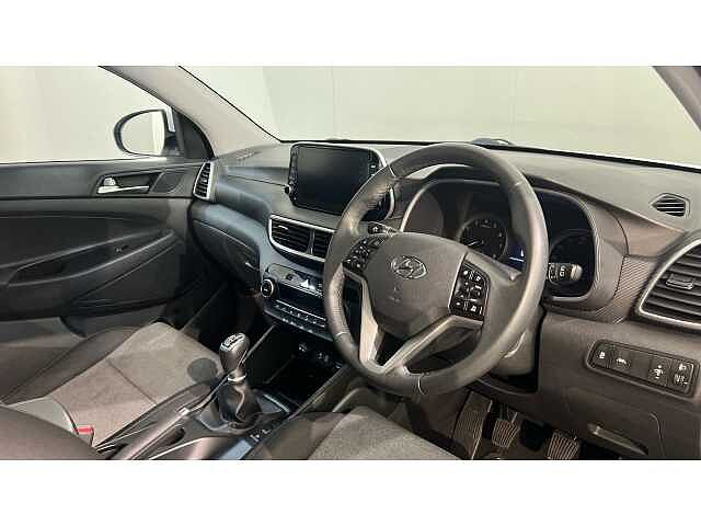 Hyundai TUCSON TUCSON 1.6 GDi SE Nav 5dr 2WD White