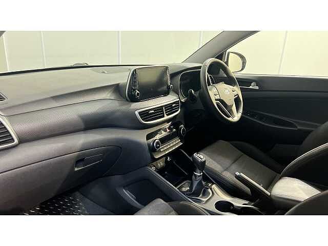 Hyundai TUCSON TUCSON 1.6 GDi SE Nav 5dr 2WD White