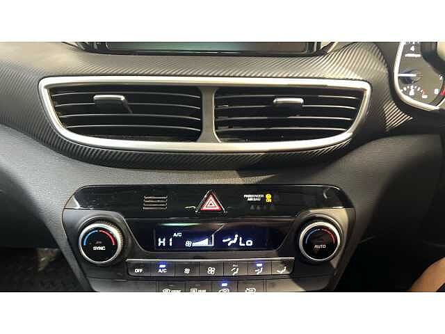 Hyundai TUCSON TUCSON 1.6 GDi SE Nav 5dr 2WD White