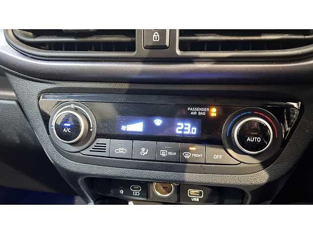 Hyundai i10 I10 1.0 MPi Premium 5dr Auto