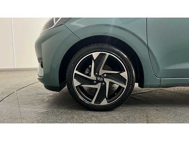 Hyundai i10 I10 1.2 [79] Premium 5dr Auto [Nav]