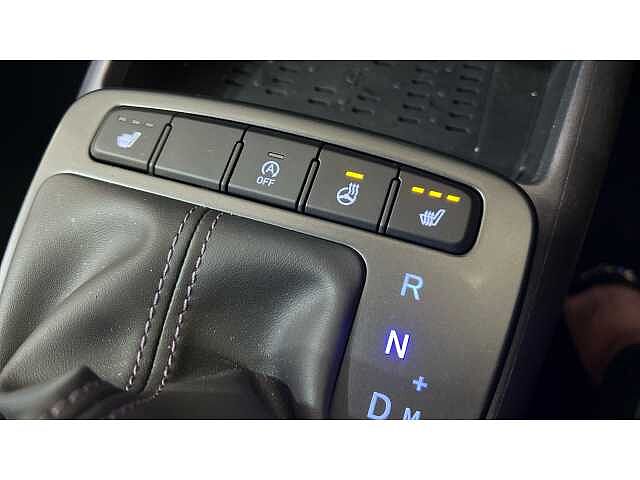 Hyundai i10 I10 1.2 [79] Premium 5dr Auto [Nav]