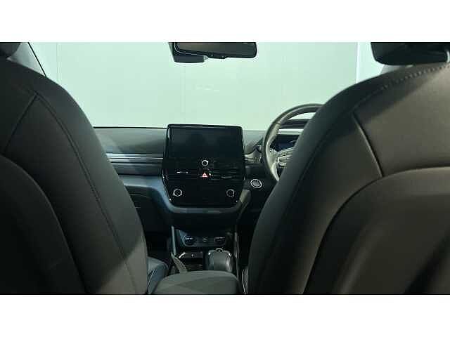 Hyundai Ioniq Ioniq HAT 38.3 kWh Electric Premium SE