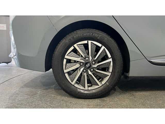 Hyundai Ioniq Ioniq HAT 38.3 kWh Electric Premium SE