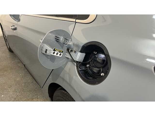 Hyundai Ioniq Ioniq HAT 38.3 kWh Electric Premium SE