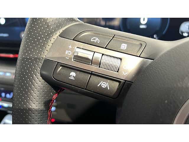 Hyundai KONA KONA 1.6 Hybrid 138 N Line S 5dr DCT White