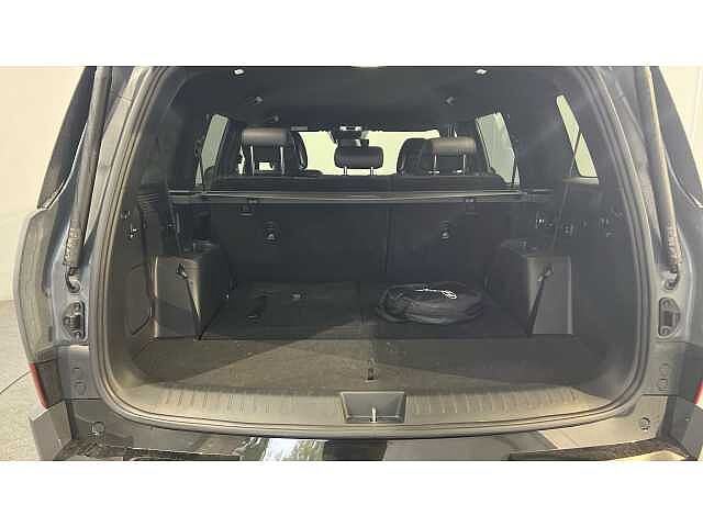 Hyundai SANTA FE SANTA FE 1.6 TGDi Plug-in Hybrid Calligraphy 5dr 4WD Auto GREY