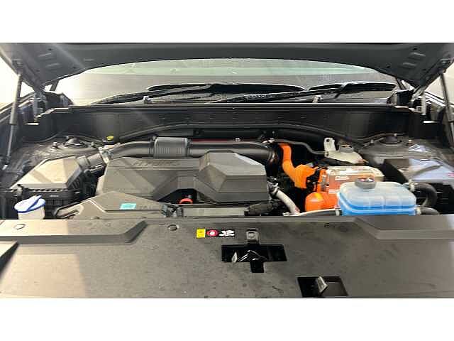 Hyundai SANTA FE SANTA FE 1.6 TGDi Plug-in Hybrid Calligraphy 5dr 4WD Auto GREY
