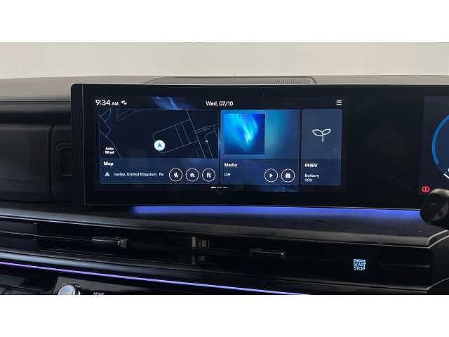 Hyundai SANTA FE SANTA FE 1.6 TGDi Plug-in Hybrid Calligraphy 5dr 4WD Auto GREY