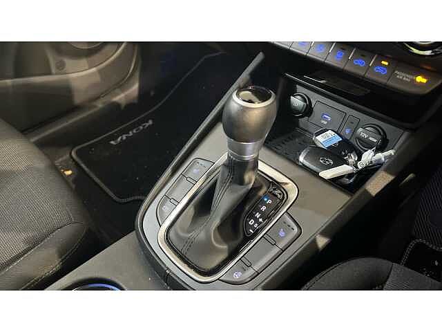 Hyundai KONA KONA 1.6 GDi Hybrid Premium 5dr DCT BLACK