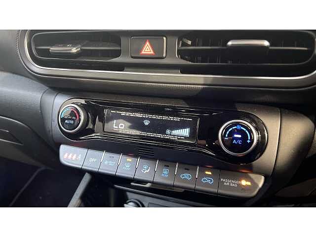 Hyundai KONA KONA 1.6 GDi Hybrid Premium 5dr DCT BLACK