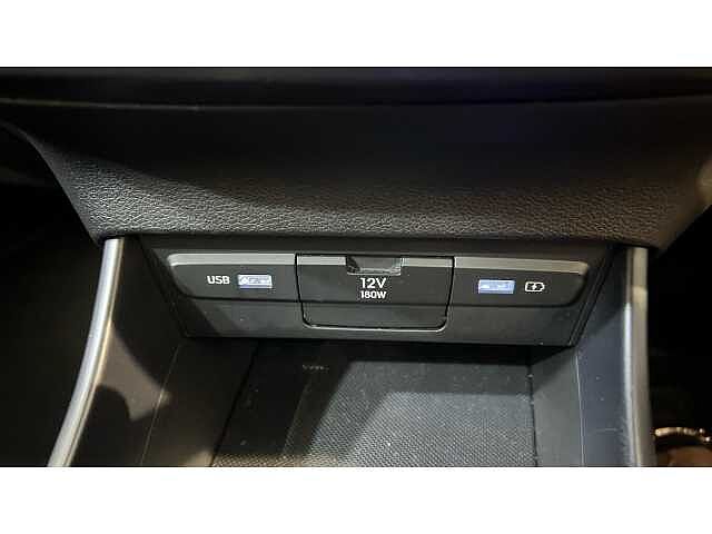 Hyundai I20 I20 1.0T GDi 48V MHD SE Connect 5dr DCT BLACK