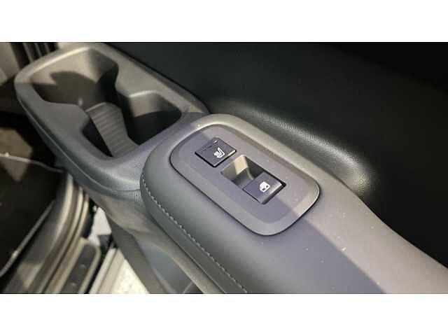 Hyundai SANTA FE SANTA FE 1.6 TGDi 239 Hybrid Calligraphy 5dr 4WD Auto Abyss Black