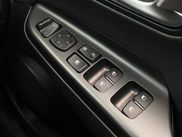 Hyundai KONA Electric 64kWh Ultimate Auto 5dr (10.5kW Charger)