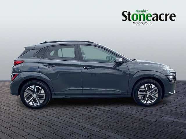 Hyundai KONA 39kWh Premium Auto 5dr (10.5kW Charger)