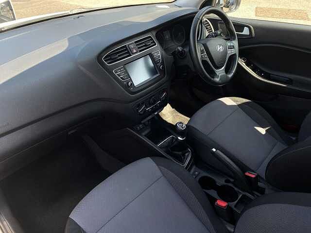 Hyundai I20 1.2 MPi SE 5dr White