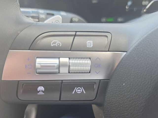 Hyundai KONA Electric 48.4kWh Advance Auto 5dr