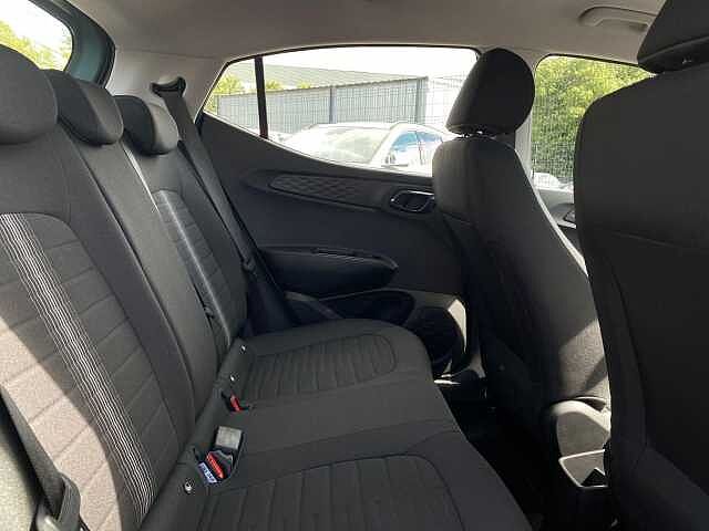 Hyundai i10 1.0 SE Connect Auto Euro 6 (s/s) 5dr