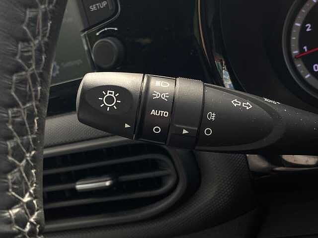 Hyundai i10 1.0 SE Connect Auto Euro 6 (s/s) 5dr