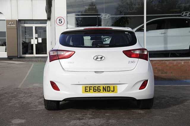 Hyundai i30 1.6 SE (120 PS) 5 Door
