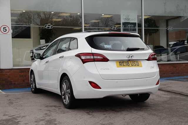 Hyundai i30 1.6 CRDI Premium Blue Drive (136 PS) Tourer