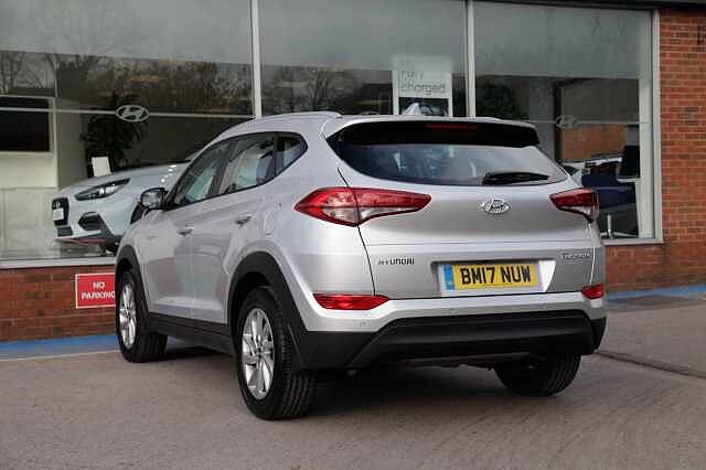 Hyundai TUCSON 1.7 CRDI Blue Drive SE NAV 2WD 5 Door Silver